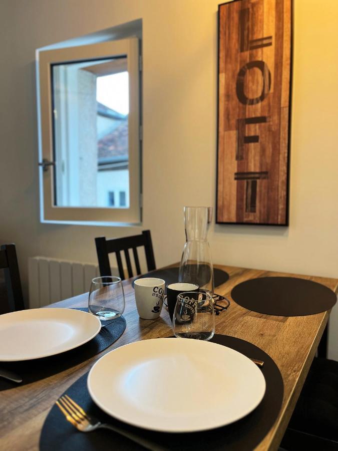 Le Duplex Apartment Auxerre Bagian luar foto